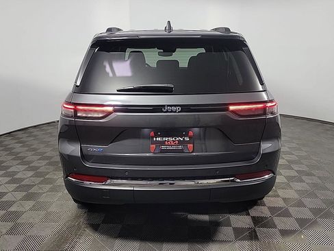 Used 2022 Jeep Grand Cherokee Limited 4xe image 5