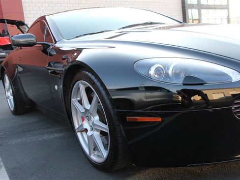 Used 2006 Aston Martin V8 Vantage Coupe image 34