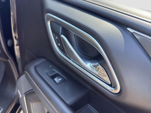 Used 2021 GMC Yukon AT4 w/ AT4 Premium Plus Package image 16