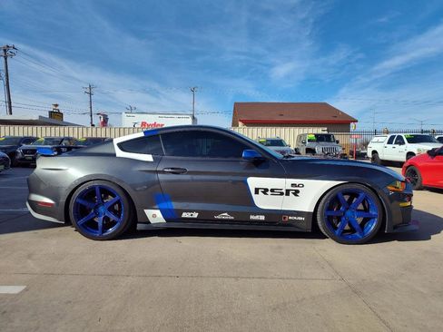 Used 2019 Ford Mustang GT w/ GT Performance Package image 3