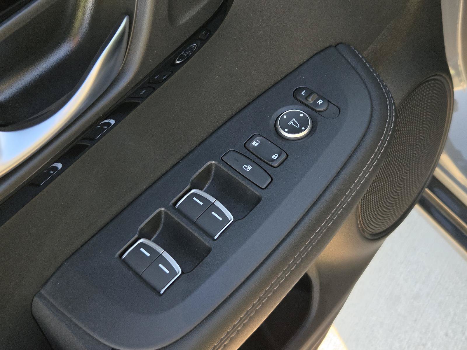Used 2025 Acura ADX FWD image 15