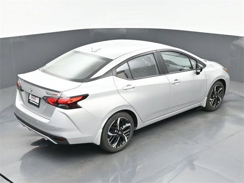 New 2025 Nissan Versa SR w/ Trunk Package image 33