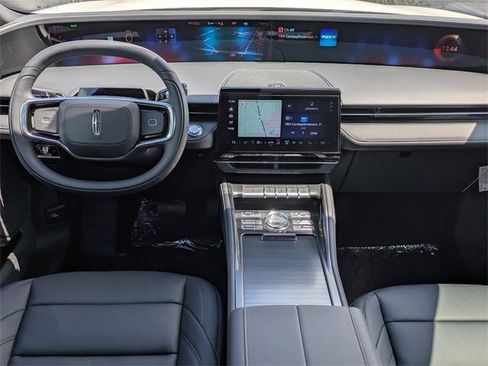 New 2025 Lincoln Nautilus Premier w/ Jet Appearance Package image 14