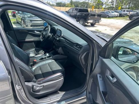 Used 2024 Ford Escape ST-Line AWD/4WD image 9