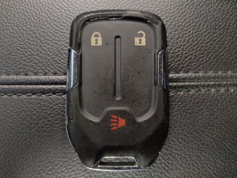 Used 2024 GMC Terrain SLE FWD image 32
