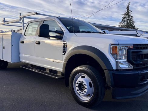 Used 2022 Ford F450 XL image 3