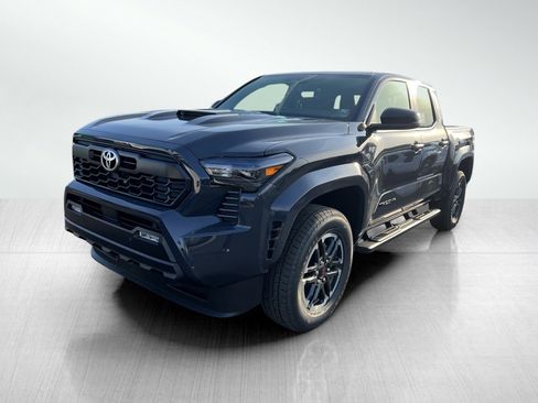 New 2025 Toyota Tacoma TRD Sport AWD/4WD image 3