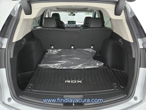 Used 2025 Acura RDX SH-AWD w/ Technology Package image 16