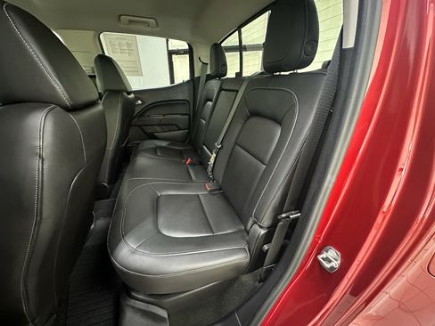 Used 2016 GMC Canyon SLT w/ Driver Alert Package AWD/4WD image 19