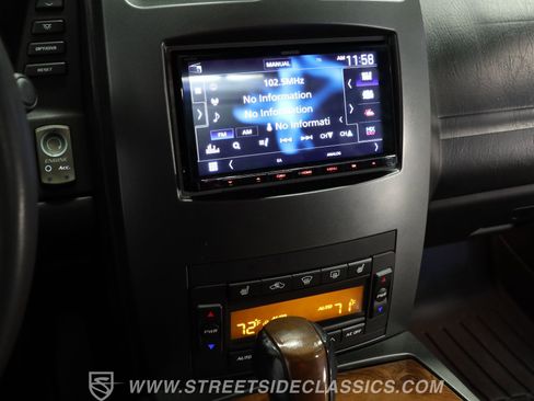 Used 2009 Cadillac XLR image 38