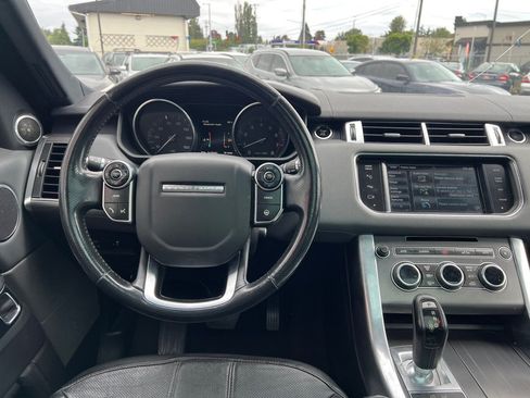 Used 2015 Land Rover Range Rover Sport SE AWD/4WD image 17