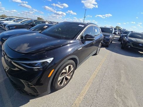 Used 2023 Volkswagen ID.4 Pro image 1