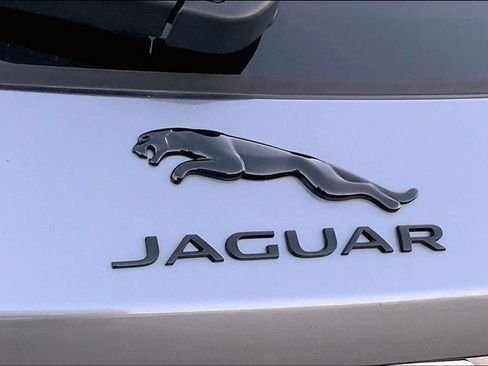 Used 2021 Jaguar F-PACE S image 10