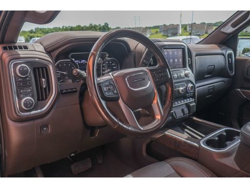 Used 2020 GMC Sierra 1500 Denali w/ Denali Ultimate Package AWD/4WD image 11