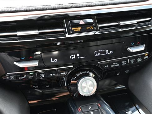 Used 2022 Acura MDX SH-AWD image 29