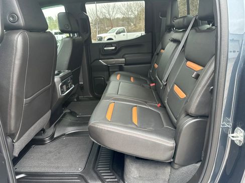 Used 2021 GMC Sierra 1500 AT4 w/ AT4 Preferred Package image 14