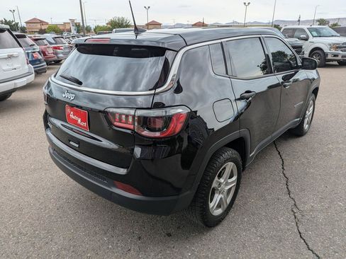 Used 2023 Jeep Compass Sport AWD/4WD image 5