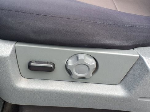 Used 2014 Ford F150 XLT w/ Equipment Group 302A Luxury image 4