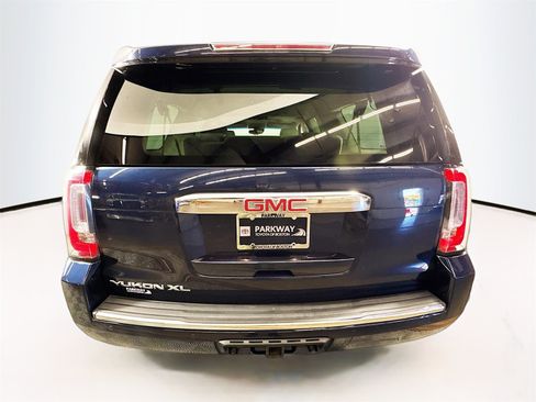 Used 2017 GMC Yukon XL Denali w/ Open Road Package image 6