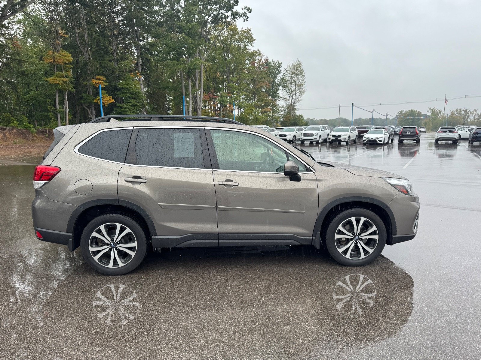 Used 2019 Subaru Forester Limited AWD/4WD image 8