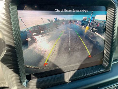 Used 2023 Jeep Wrangler Unlimited Sport image 15