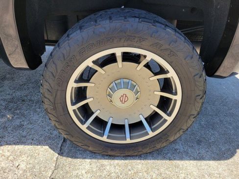 Used 2021 GMC Sierra 1500 SLT w/ SLT Premium Plus Package image 8