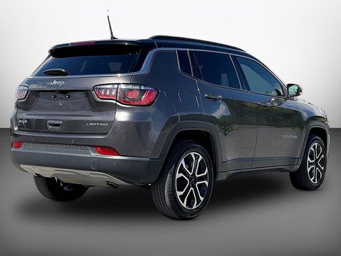 Used 2024 Jeep Compass Limited AWD/4WD image 6