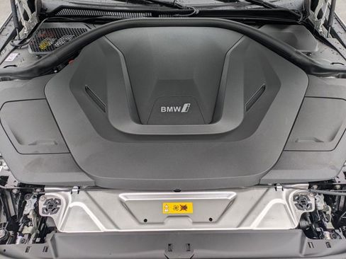 Used 2025 BMW i4 eDrive40 w/ M Sport Package RWD image 24