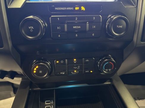 Used 2019 Ford F150 XLT w/ Equipment Group 301A Mid image 17