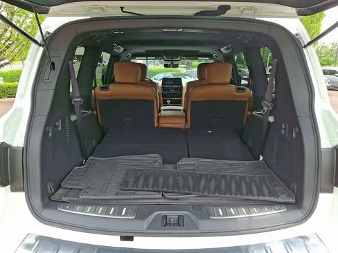 Certified 2024 INFINITI QX80 Sensory AWD/4WD image 31