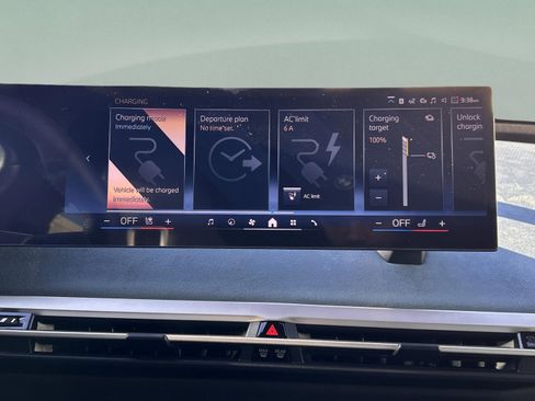 Used 2026 BMW iX xDrive45 w/ Premium Package image 14