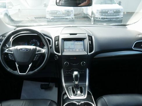 Used 2016 Ford Edge SEL w/ Equipment Group 201A image 6