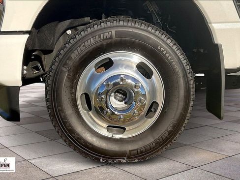 New 2025 Ford F350 Platinum w/ Platinum Plus Package image 11