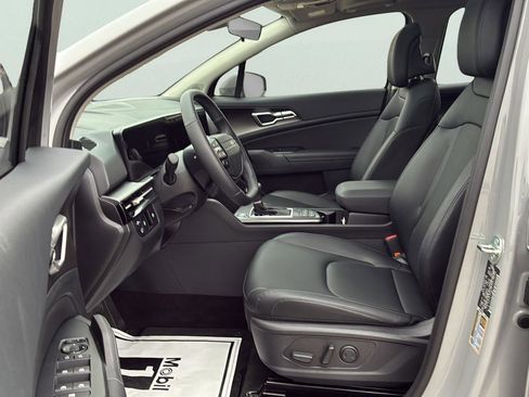 Used 2026 Kia Sportage EX w/ EX Panorama Roof Package FWD image 22