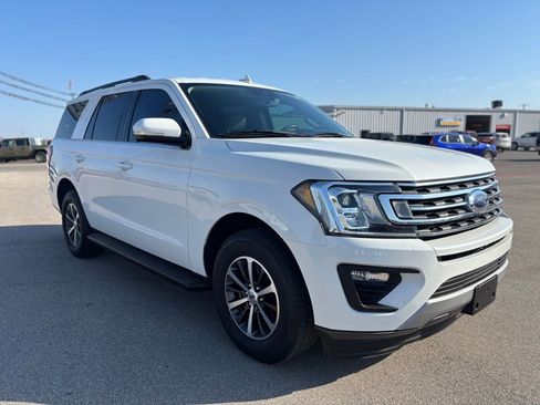 Used 2020 Ford Expedition XLT w/ Equipment Group 201A image 8