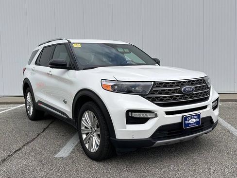 Certified 2022 Ford Explorer King Ranch w/ Class IV Trailer Tow Package AWD/4WD image 10