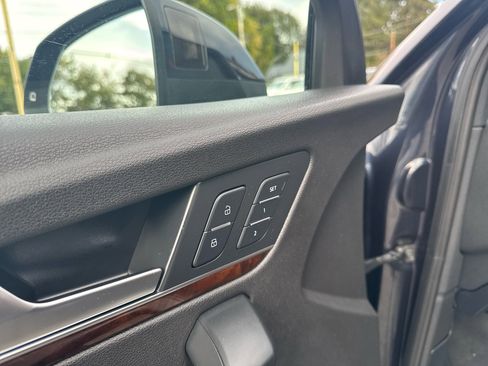 Used 2018 Audi Q5 2.0T Premium Plus w/ Premium Plus Package image 23