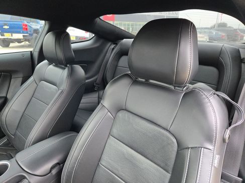 Used 2022 Ford Mustang GT Premium w/ Equipment Group 401A image 9