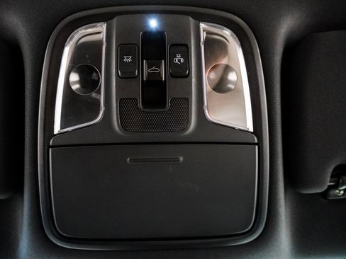 Used 2019 Kia Stinger GT2 image 35