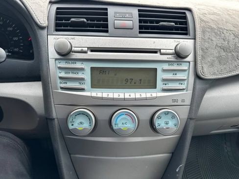 Used 2007 Toyota Camry LE FWD image 7