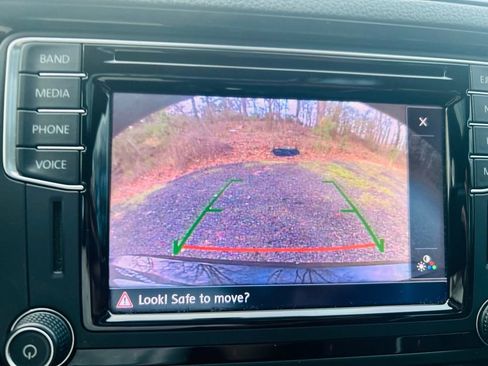 Used 2016 Volkswagen Jetta SEL w/ Lighting Package image 37