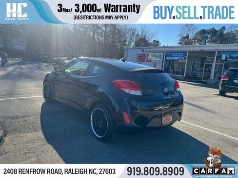 Used 2016 Hyundai Veloster Coupe 3D w/ Option Group 02 image 3