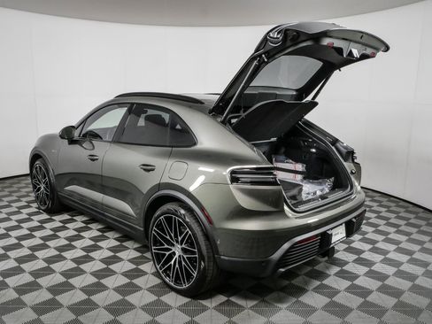 New 2026 Porsche Macan 4 Electric AWD/4WD image 36