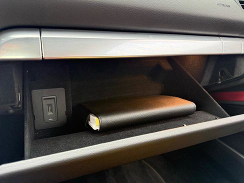 Used 2019 Porsche 718 Cayman image 11