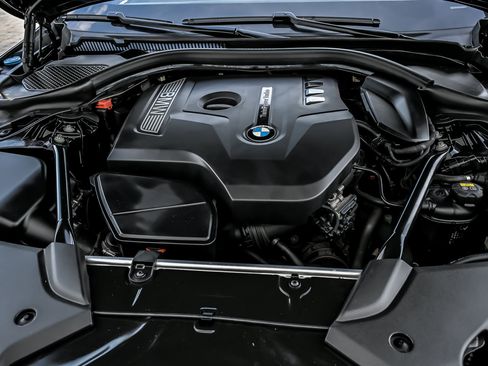 Used 2017 BMW 530i xDrive AWD/4WD image 15