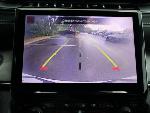 Used 2024 Jeep Grand Cherokee Overland AWD/4WD image 43