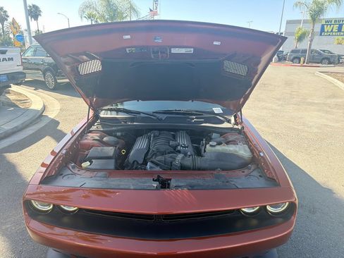 Used 2020 Dodge Challenger R/T Scat Pack w/ Scat Pack Stripe RWD image 17