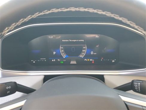 New 2026 Volkswagen Taos SE image 21