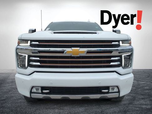 Certified 2022 Chevrolet Silverado 2500 High Country w/ LPO, Dark Essentials Package image 9