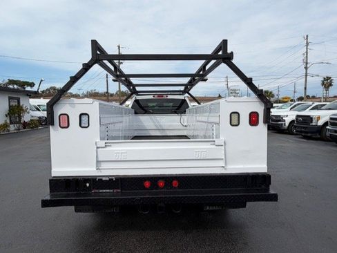 Used 2007 Chevrolet Silverado 3500 W/T w/ Provisions, Wrecker Package image 7